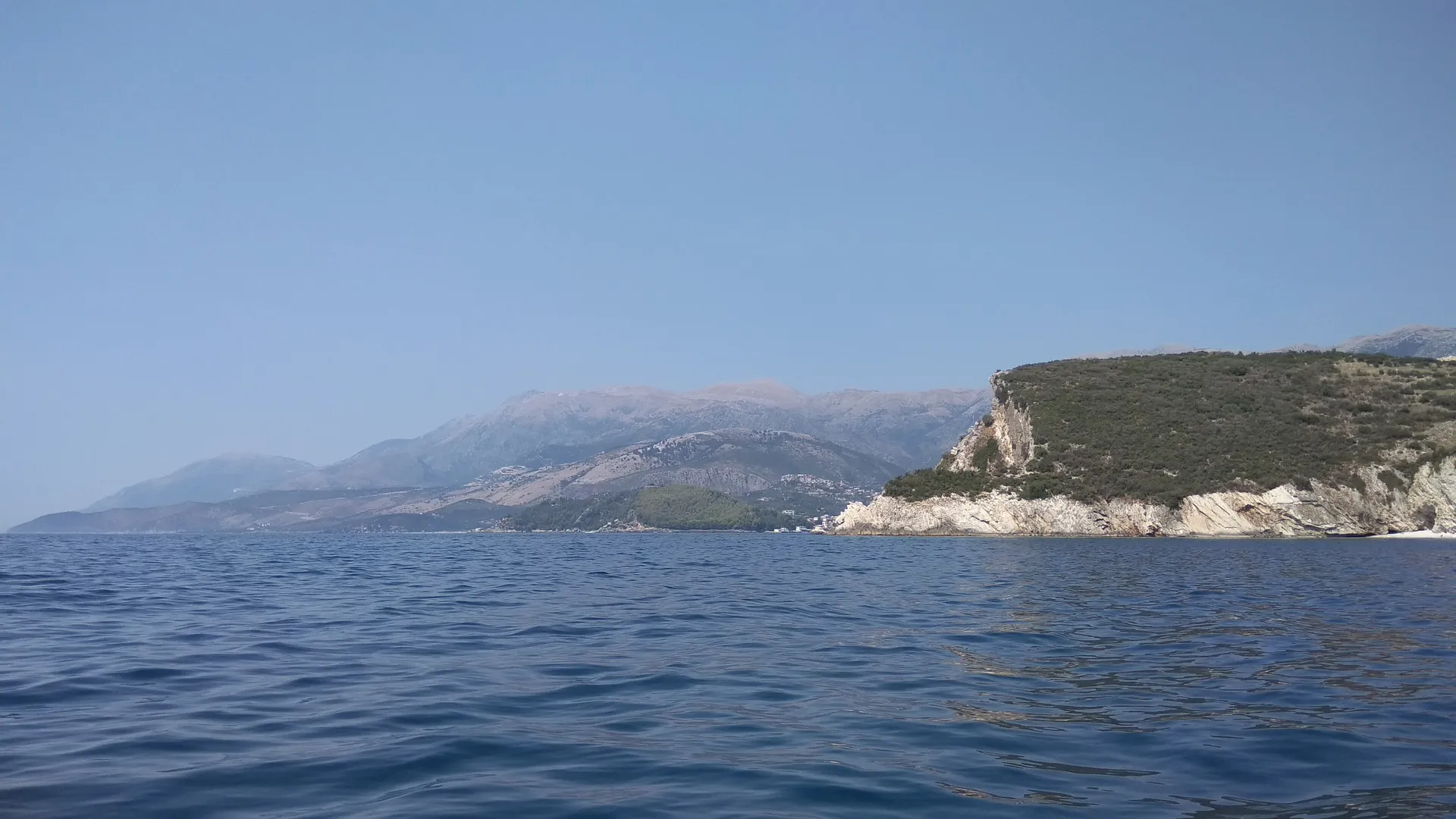 Riviera Sea Caves & Hidden Beaches Boat Tour — photo 2