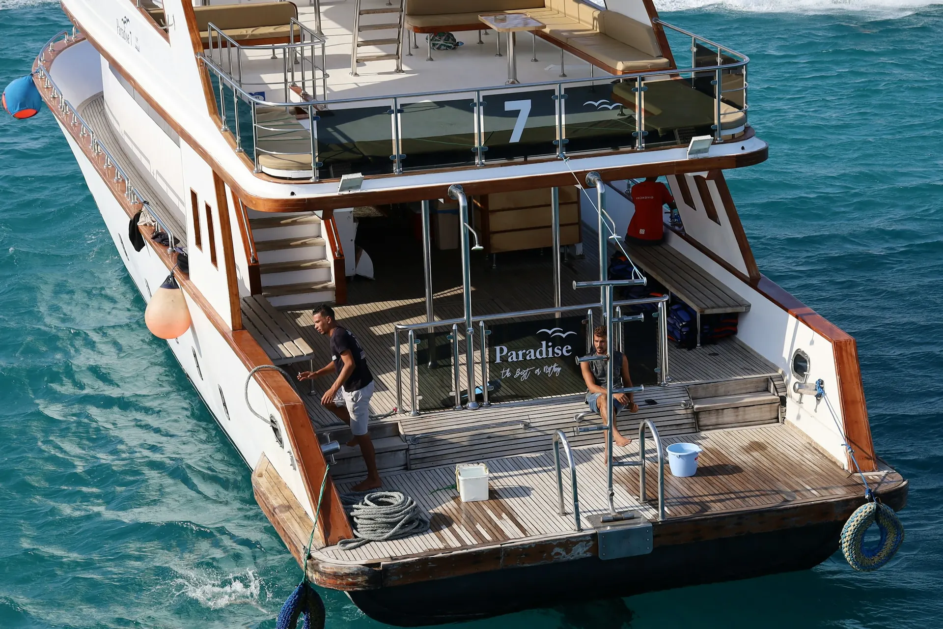 Saranda Luxury Yacht Tour: Secret Bays
