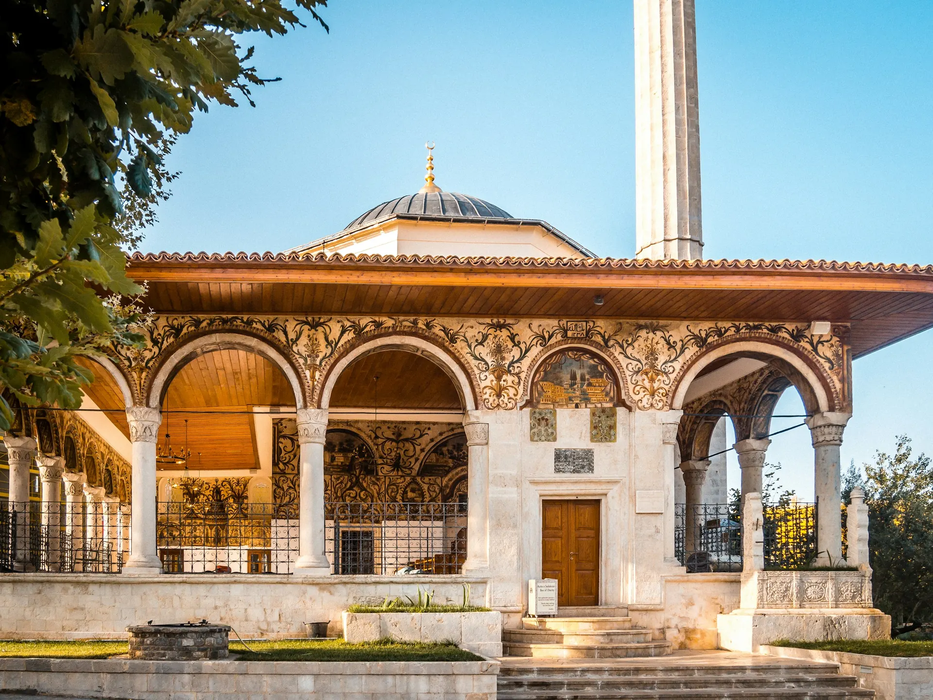 Tirana City Walking Tour — photo 2